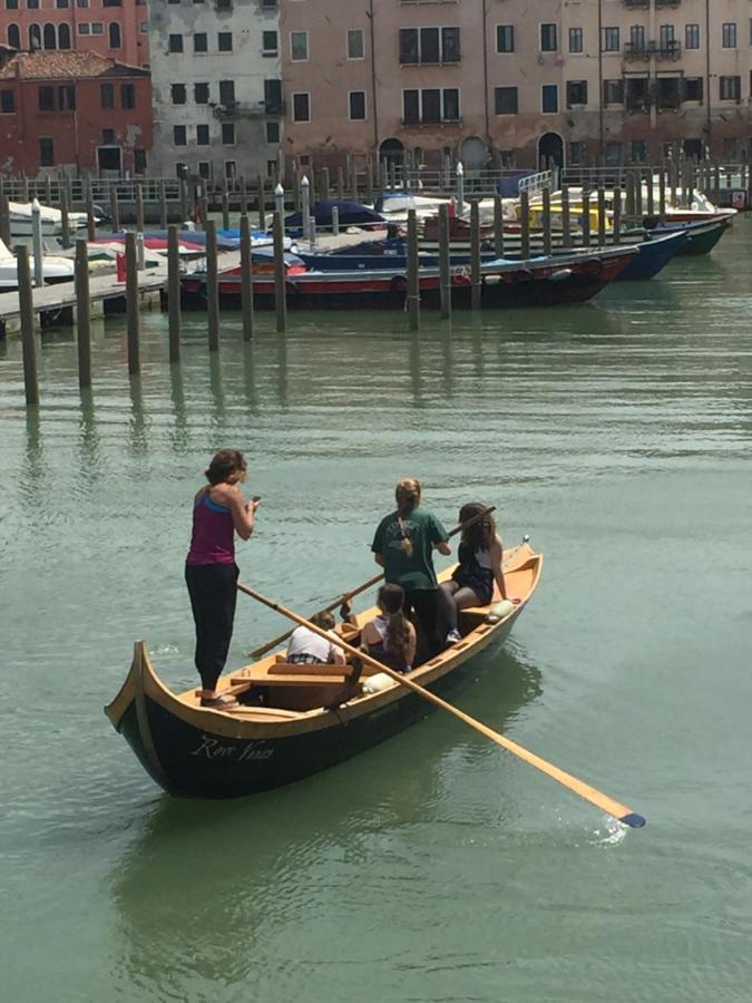 Mori 1 Con Bella Vista Nuovo Appartamento Venezia Eksteriør bilde