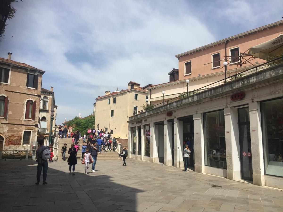 Mori 1 Con Bella Vista Nuovo Appartamento Venezia Eksteriør bilde